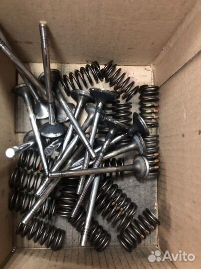 Клапан впускной,выпускной VAG caab caaa caac cfca