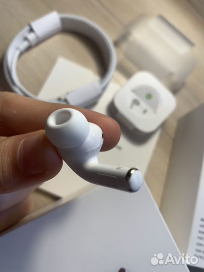 AirPods Pro наушники