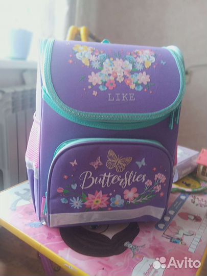 Школьный рюкзак