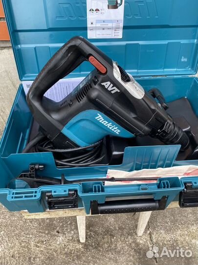 Перфоратор makita HR 4510с