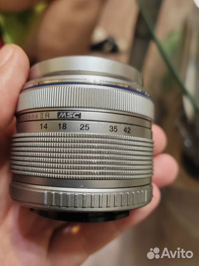 Olympus 14-42mm II R m4/3