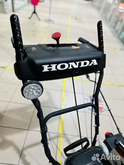 Снегоуборщик бензиновый Honda GX270