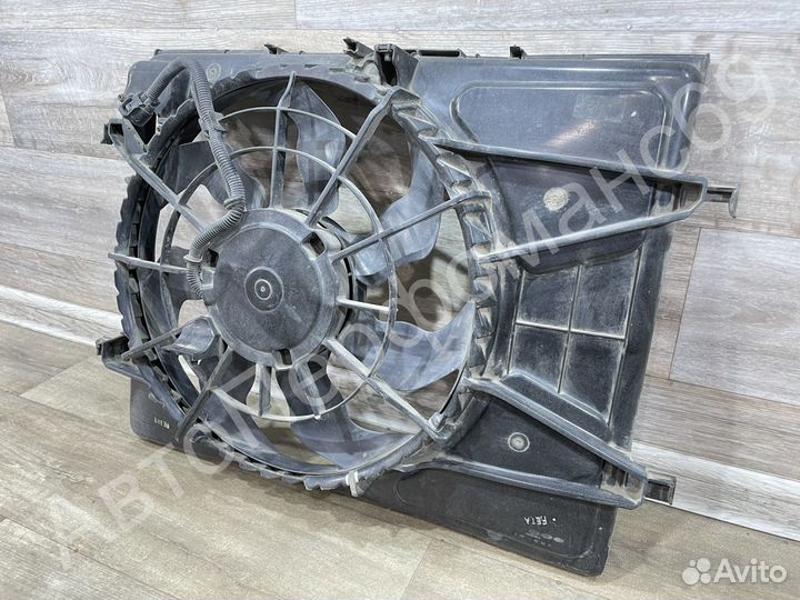 Диффузор радиатора двигателя Kia Ceed 1 2006-2012