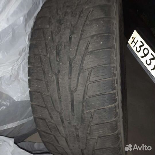 R17 Nokian Tyres Hakkapeliitta R 265/65, PCD 6x139.1 DIA 106.3