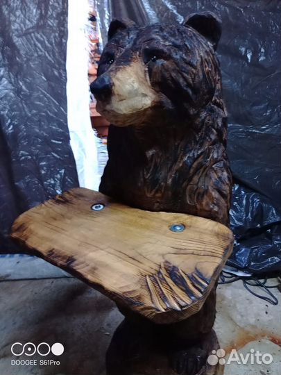 Зеркало в дереве