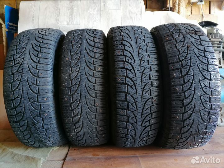 Pirelli Winter Carving Edge 215/65 R16