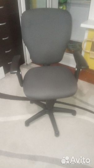 Компьютерный стул