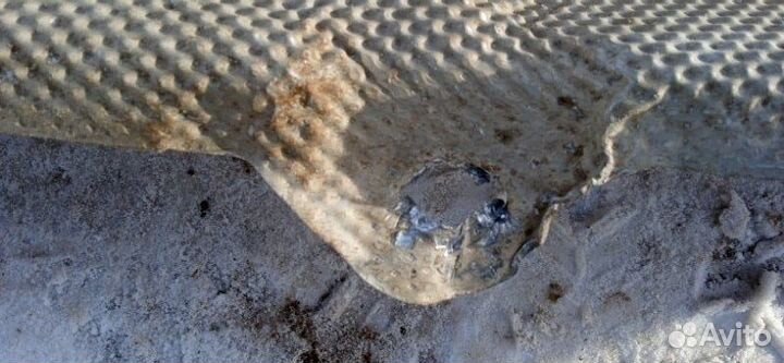 Экран тепловой Renault Fluence K4MV838 2010