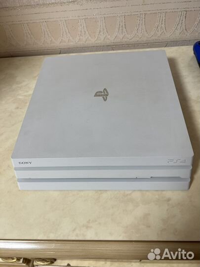 Sony PS4 pro 1tb