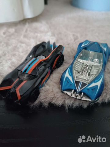 Машинки Hotwheels