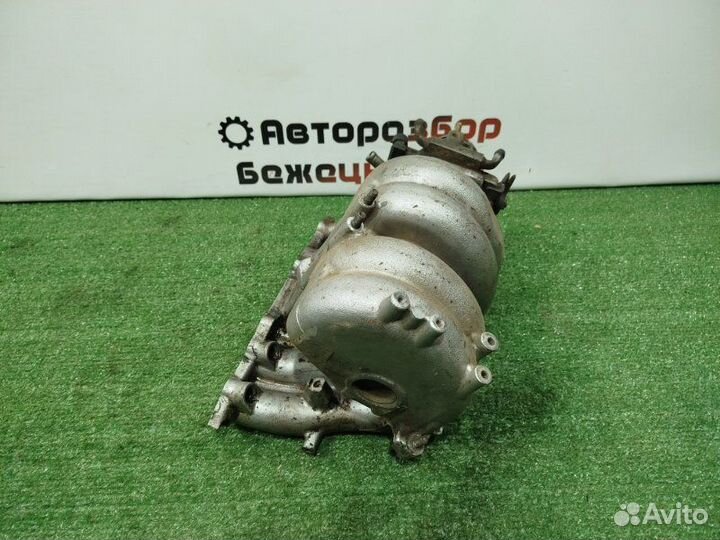 Коллектор впускной Chevrolet Niva универсал 2123
