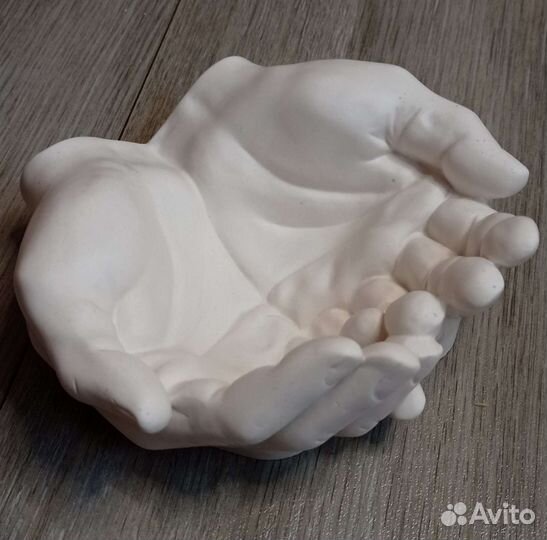 Ладони из гипса