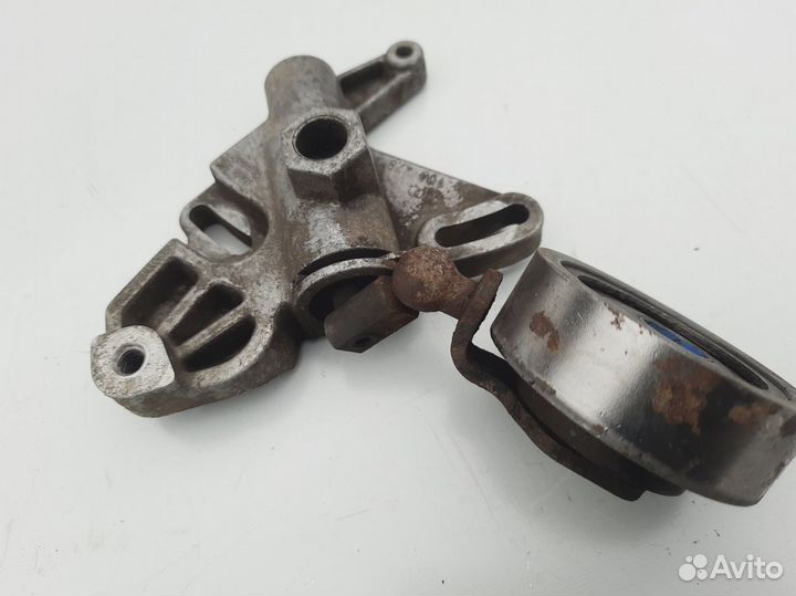 Ролик натяжитель ремня грм Audi 100 C4 1991-1994