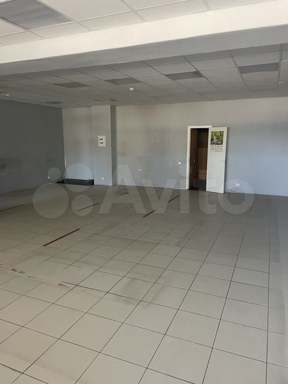 Торговая площадь, 80 м²