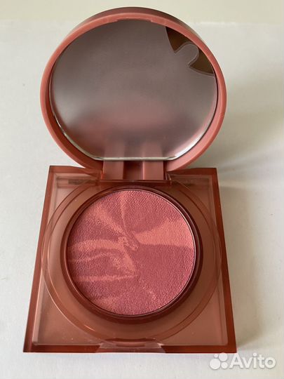 Румяна Glowish by Hudabeauty 02 coral