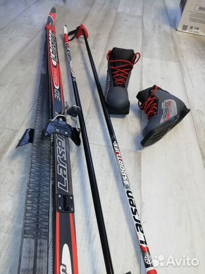 Лыжи 170см+палки+ботинки 35 размер, Larsen