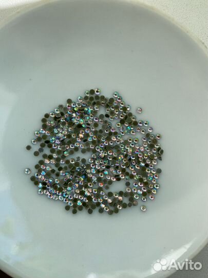 Термостразы SS6(2мм) цвета разные цена за 1440 шт