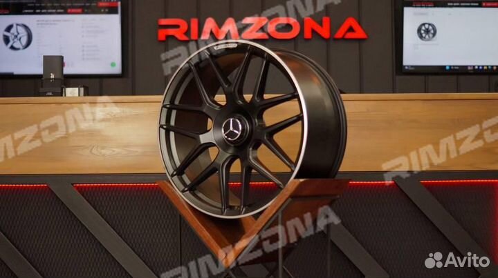 Кованый диск в стиле Mercedes R20 5x112