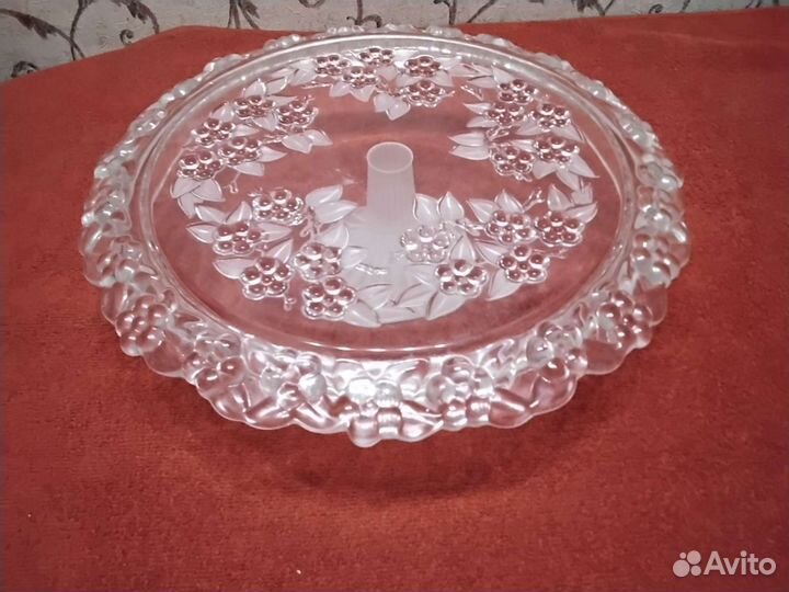 Красивый набор посуды