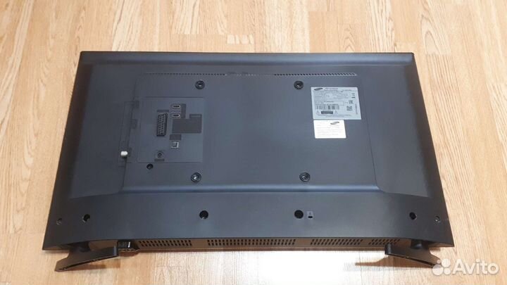 Телевизор Samsung UE32J5000AK