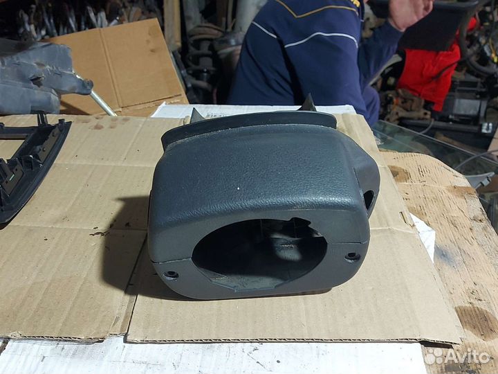 Кожух рулевой колонки для Джили Мк cross