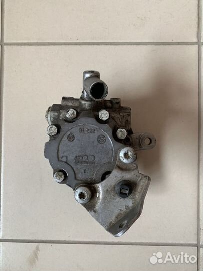 Насос гидроусилителя Mercedes-Benz GL-Class (X164)