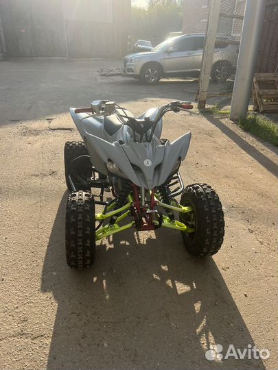 Yamaha raptor 250r