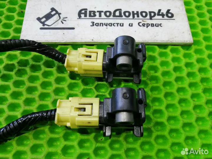 Датчик удара airbag Nissan Juke F15