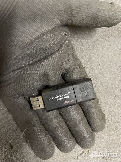 Флешка usb 32гб бу