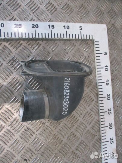 Воздуховод отопителя Mercedes-Benz 9002758