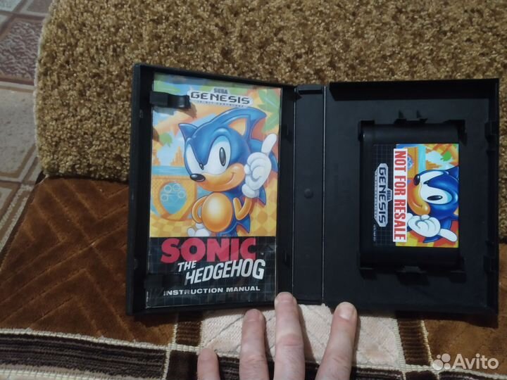 Оригинальный картридж Sonic the Hedgehog