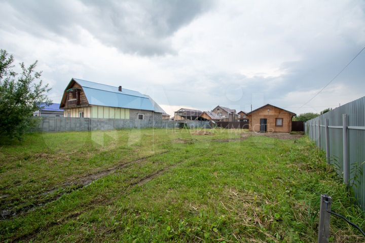 Дом 28,7 м² на участке 8 сот.