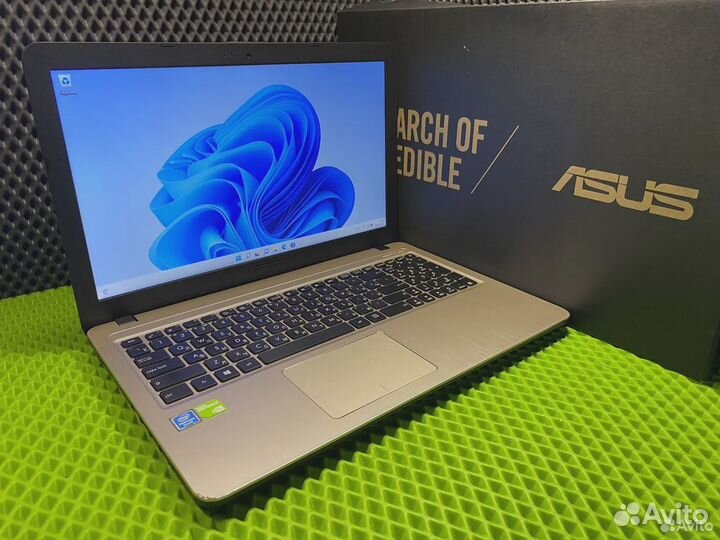 Ноутбук Asus /Silver N5000 / MX110 2Gb Комплект