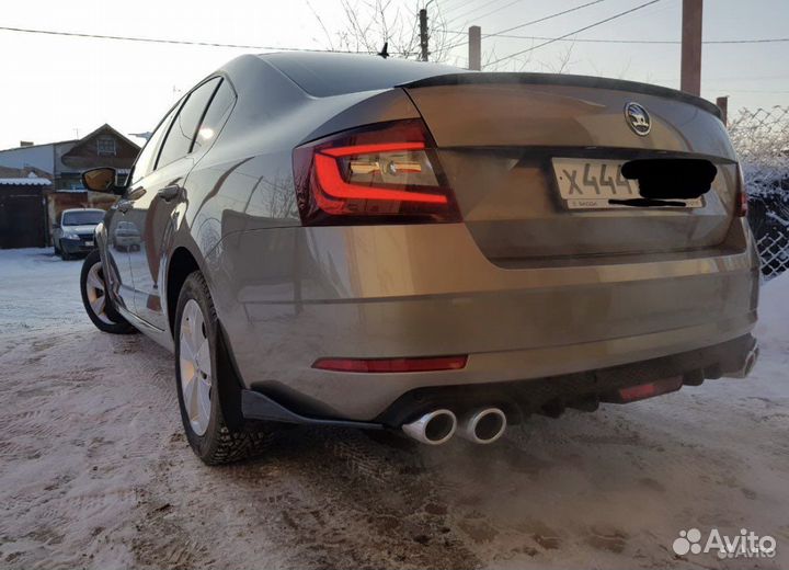 Накладка заднего бампера Skoda Octavia