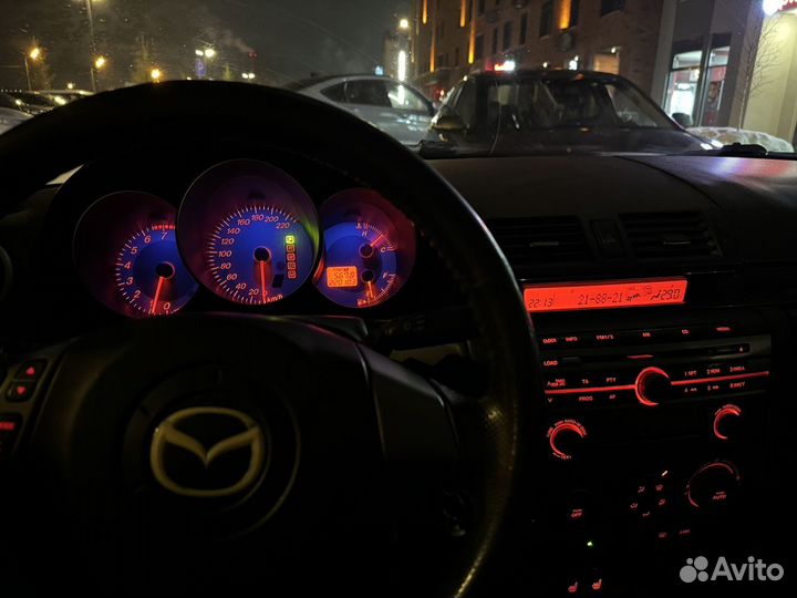 Mazda 3 1.6 AT, 2008, 220 300 км