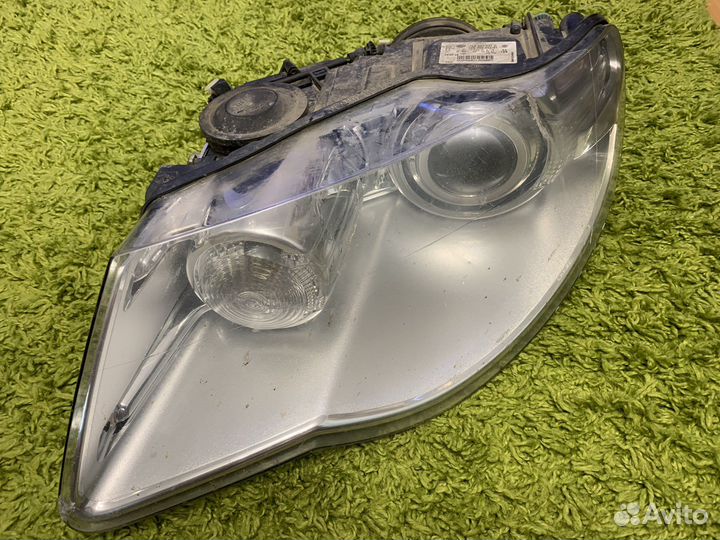 Адаптивные ксенон фары на Volkswagen Touareg GP