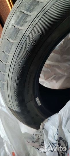 Goodyear EfficientGrip 215/55 R16