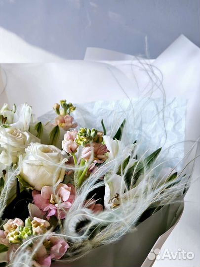 Ароматный Букет из кустовых роз