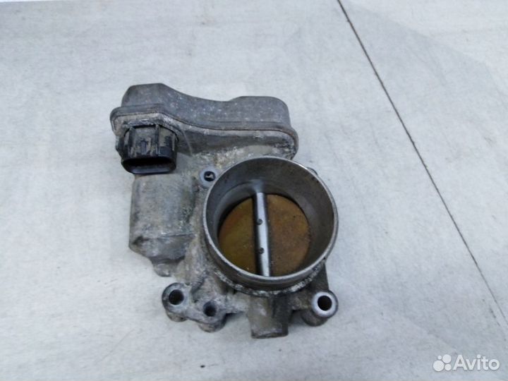 Дроссельная заслонка