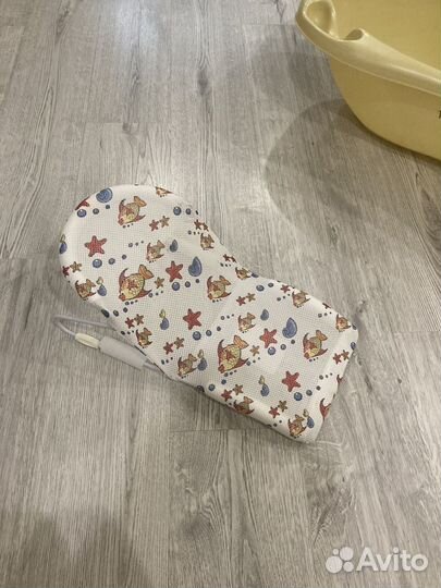 Ванночка для купания с горкой