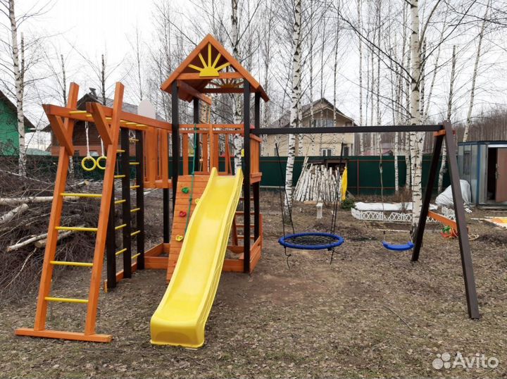 Детская площадка в частном доме