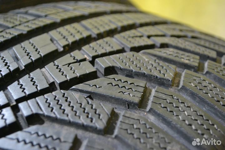 Hankook Winter I'Cept Evo2 W320 245/45 R17