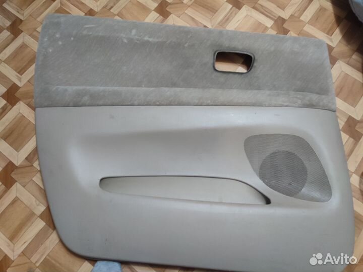 Дверные карты toyota gaia