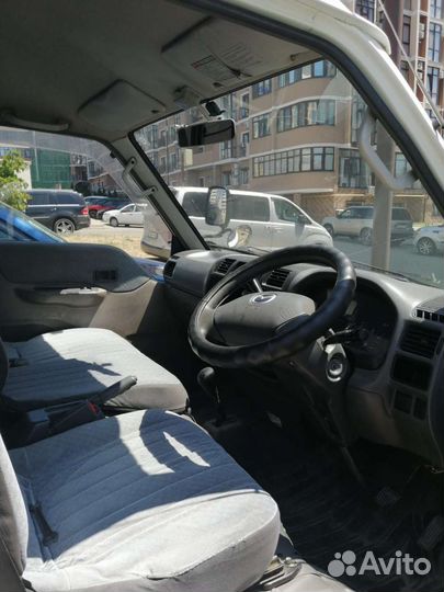 Mazda Bongo 1.8 AT, 2003, 200 000 км