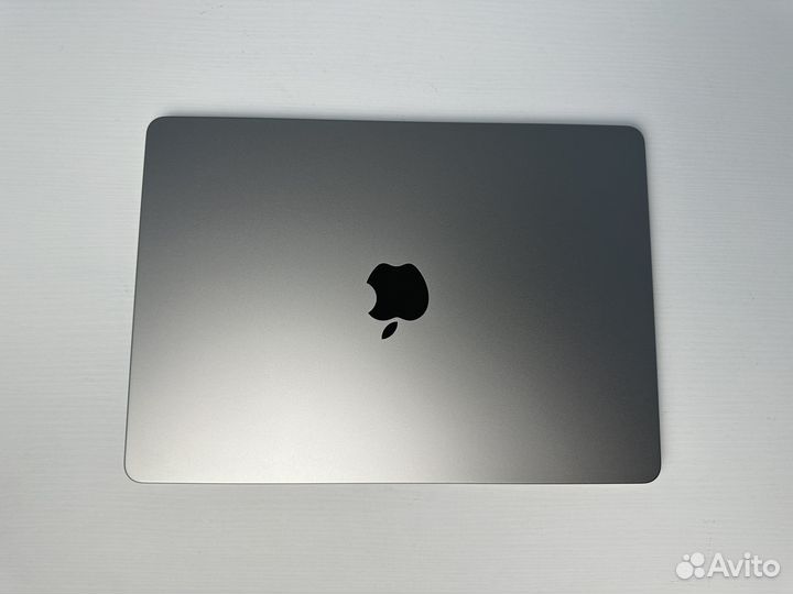 MacBook Air 13 2024 M3 256Gb гарантия 06/2025