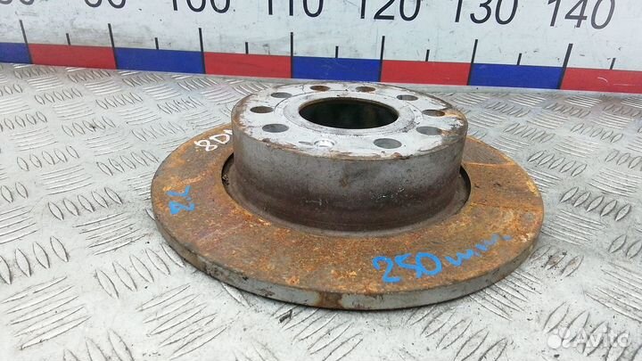 Диск тормозной задний Volkswagen Golf 5 2004