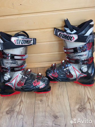 Горнолыжные ботинки atomic разм. 26.0- 26.5