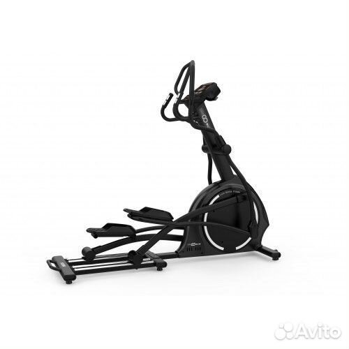 Эллиптический тренажер CardioPower Pro XE200