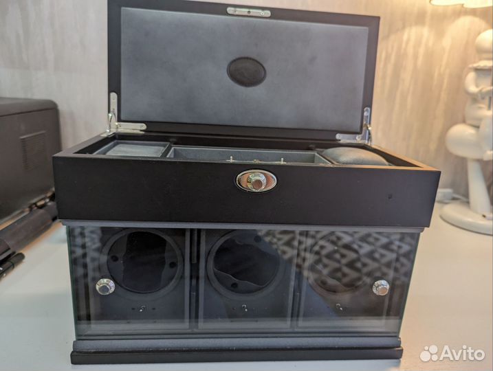 Шкатулка для часов с автоподзаводом