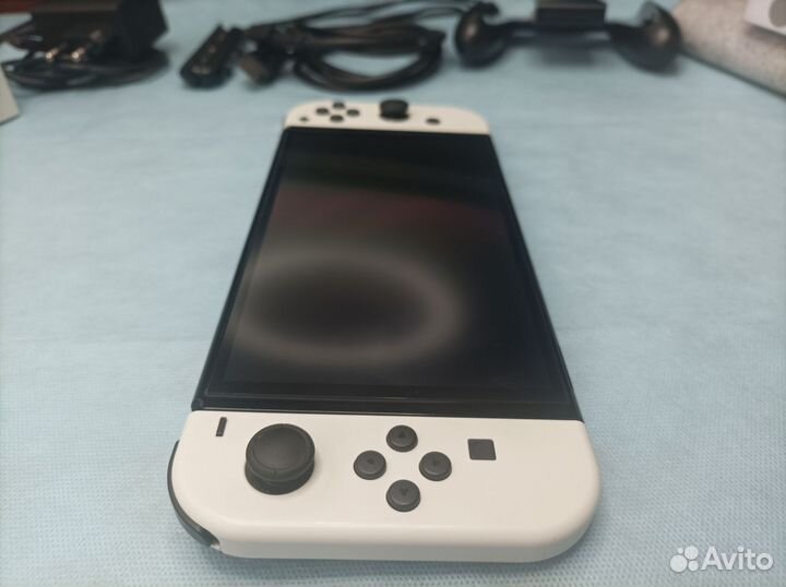 Nintendo switch oled + джойконы + чехол